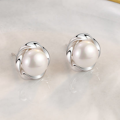 Delicate, Comfortable Imitation Pearl Earrings, Simple, Elegant, Retro, and Sexy for Daily Wear or Parties