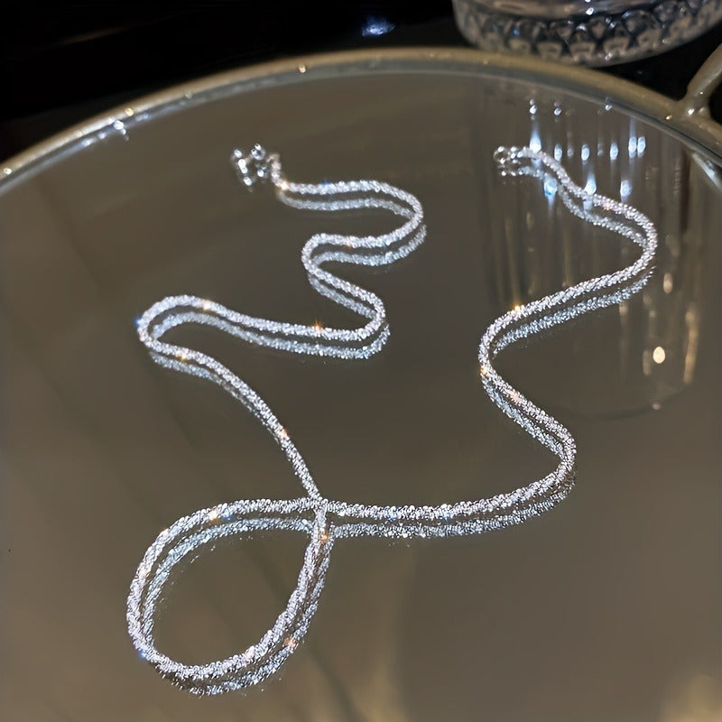 [Luxury Water Wave Chain Necklace] A New Creative Sparkling Starry Sky Lady'S Fashion Personality Necklace With A Light Luxury Niche Design Water Wave Chain.