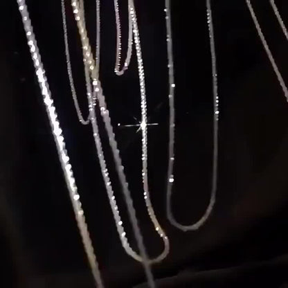 [Luxury Water Wave Chain Necklace] A New Creative Sparkling Starry Sky Lady'S Fashion Personality Necklace With A Light Luxury Niche Design Water Wave Chain.